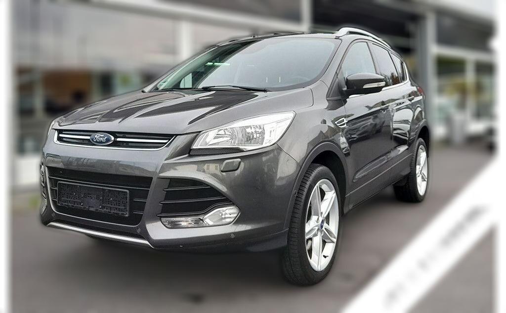 FORD Kuga Titanium,Automatik, Bluet,PDC,WP,1 Hand